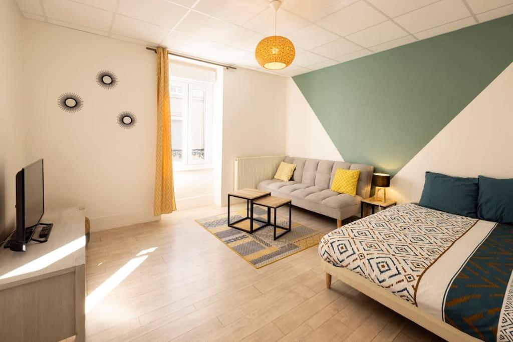 Le Central A - Tout Equipe - Centre-Ville Gare Montluçon Kültér fotó